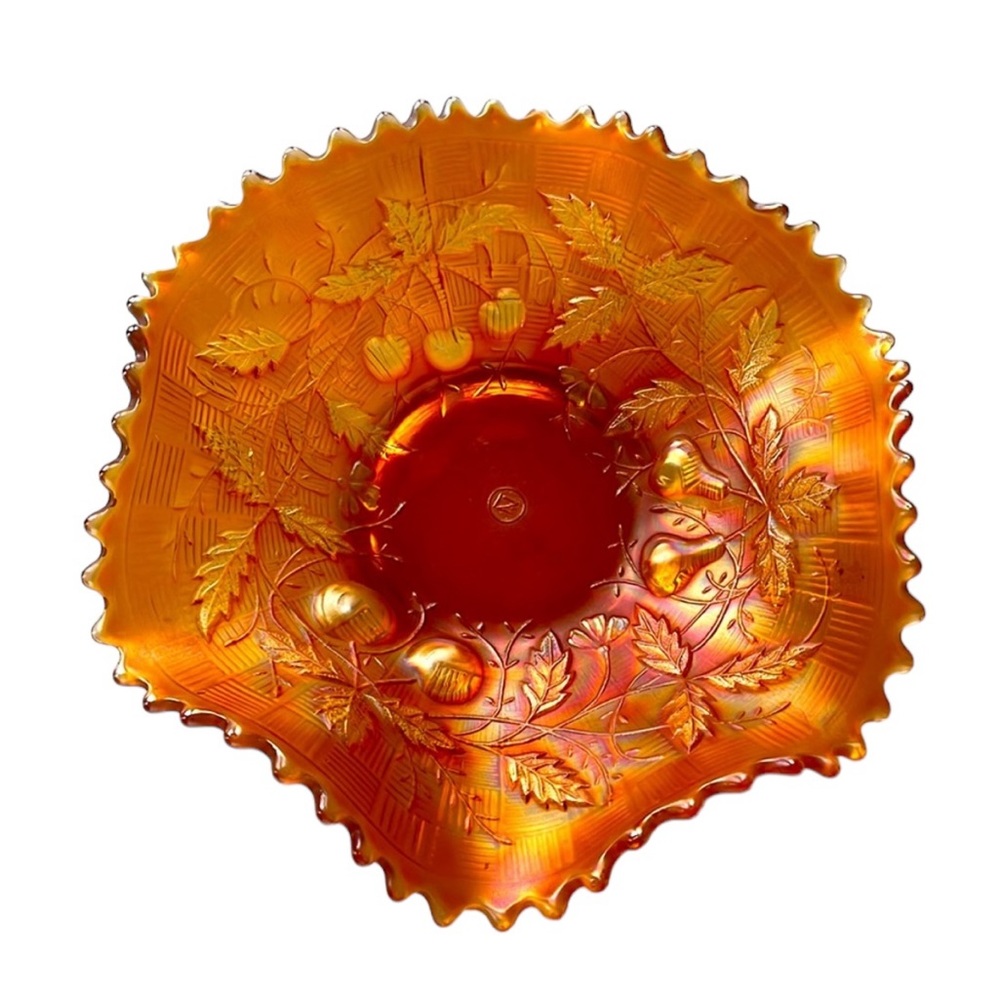 Vintage NORTHWOOD CARNIVAL GLASS Ruffled Dish With Fruit Design. Mint Condition.